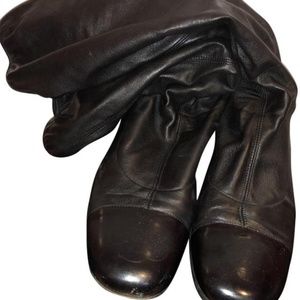 Chanel Black Leather Camellia Knee-high Boots/Boot